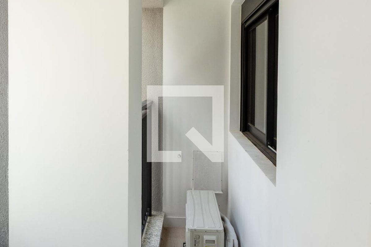 Apartamento à Venda - Bosque, 1 Quarto,  57 m2 em , Campinas - sp | SoloBR