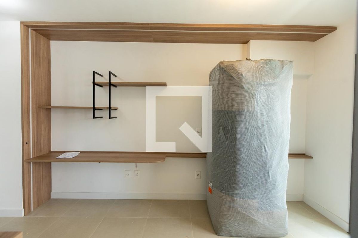 Apartamento à Venda - Bosque, 1 Quarto,  57 m2 em , Campinas - sp | SoloBR