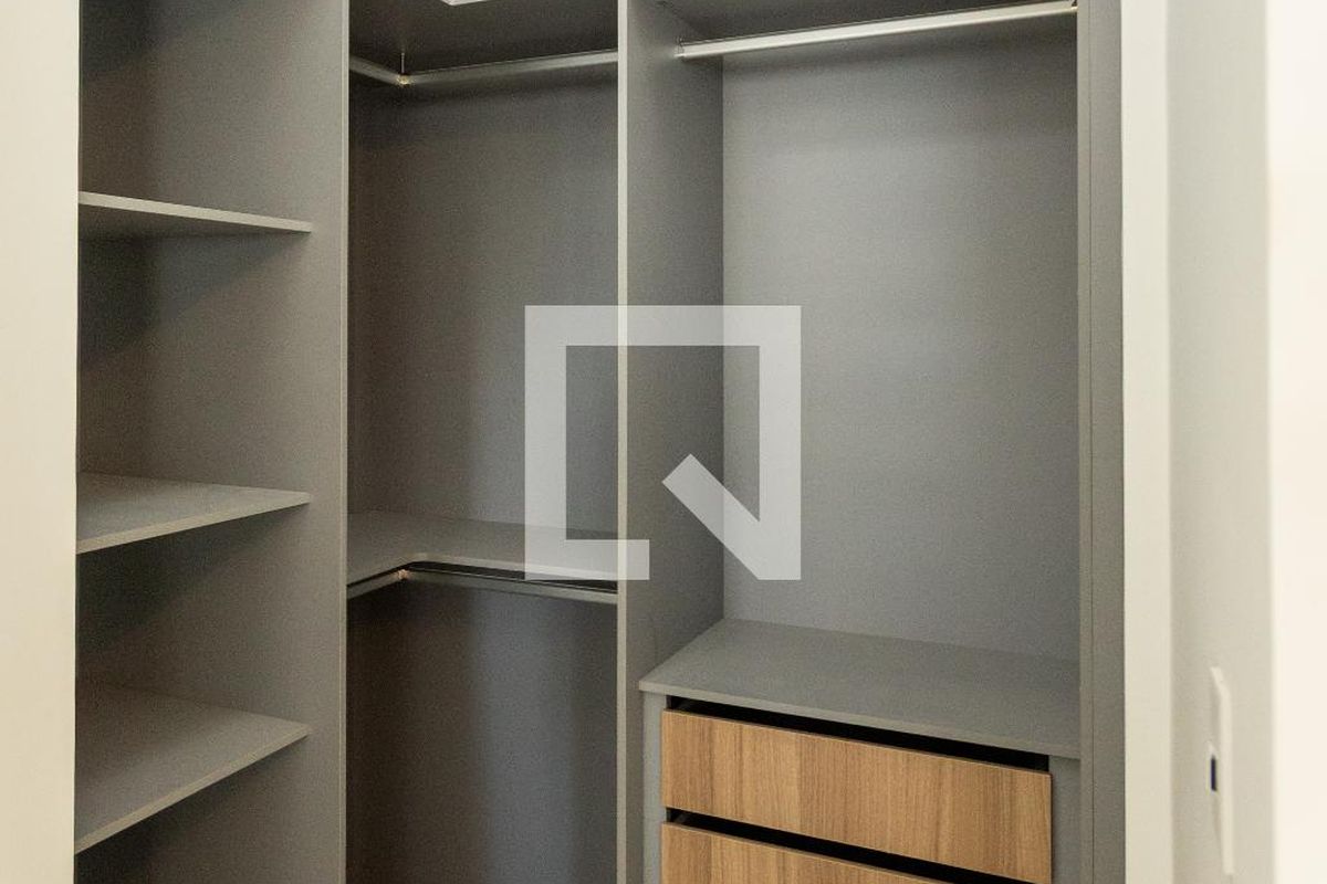 Apartamento à Venda - Bosque, 1 Quarto,  57 m2 em , Campinas - sp | SoloBR