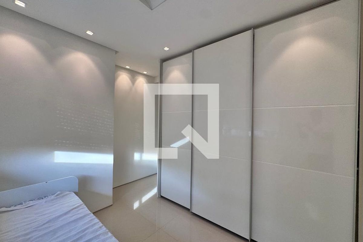 Casa, 4 quartos, 290 m² - Foto 34