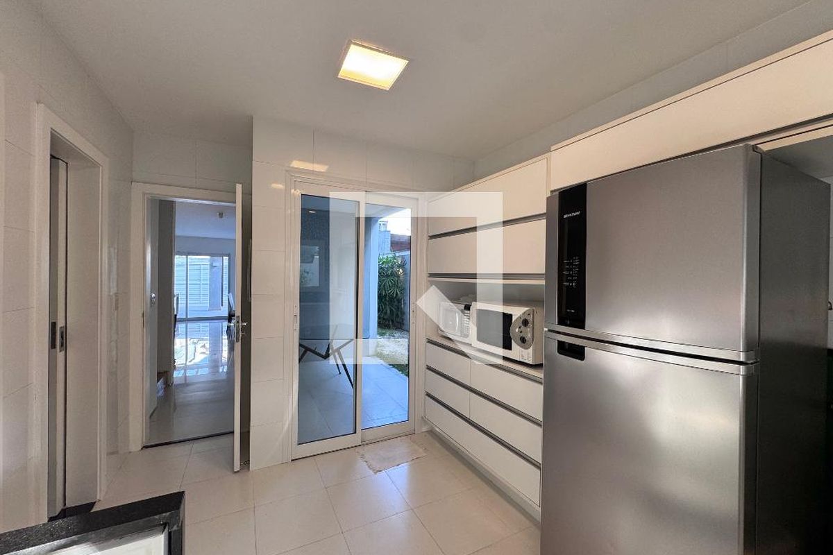 Casa, 4 quartos, 290 m² - Foto 69