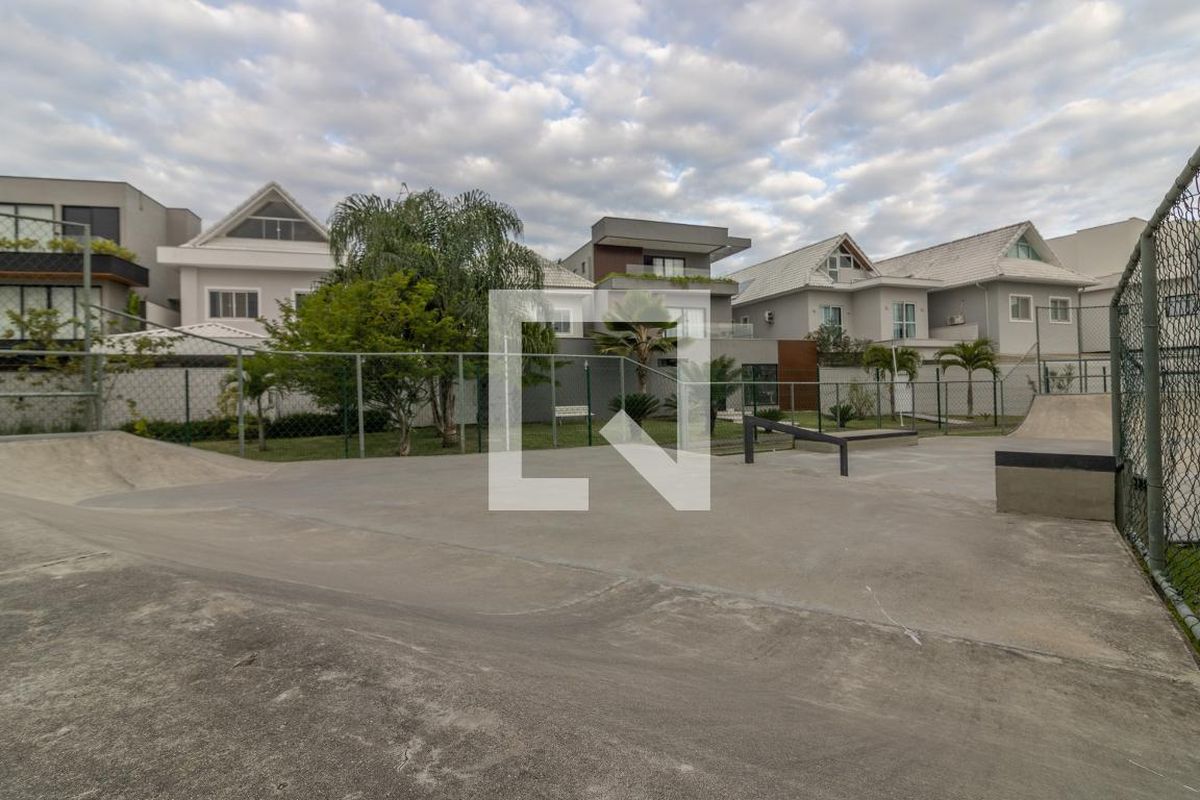Casa, 4 quartos, 290 m² - Foto 94
