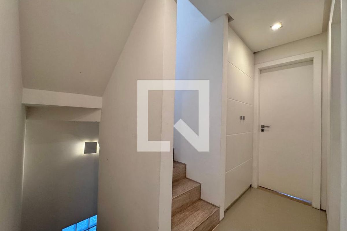 Casa, 4 quartos, 290 m² - Foto 33