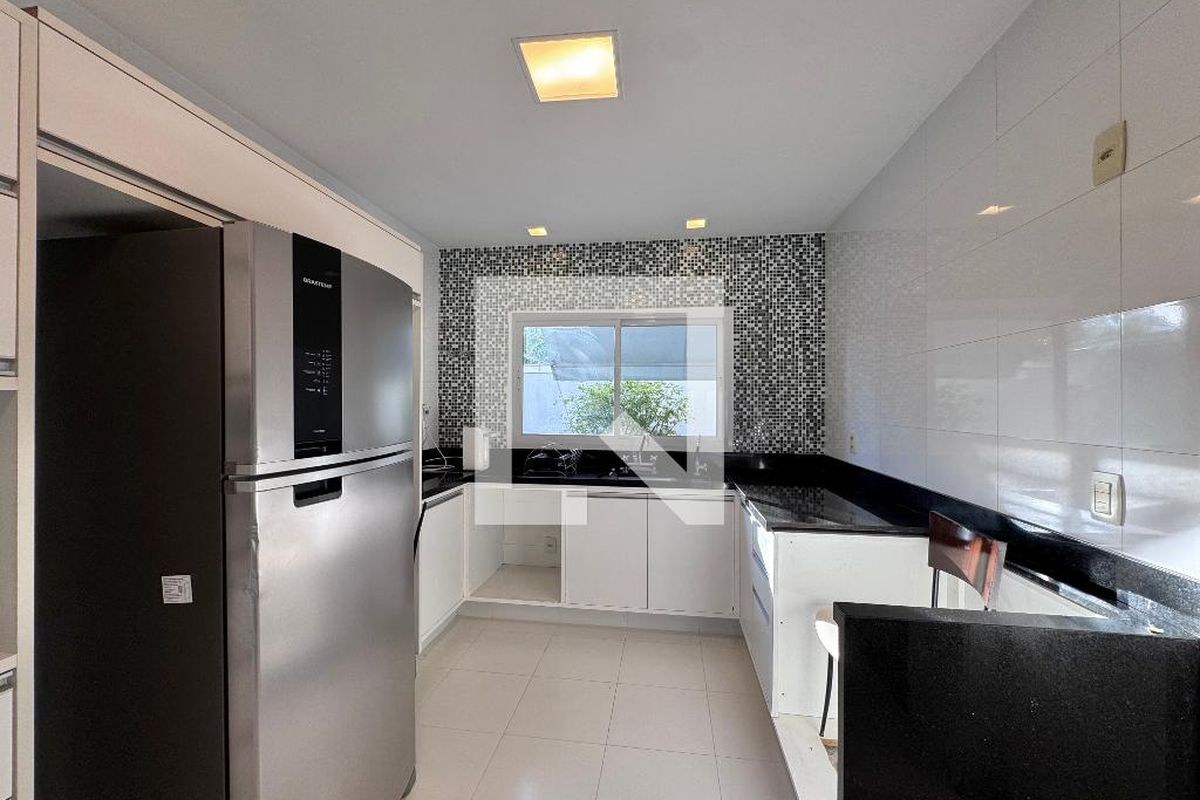 Casa, 4 quartos, 290 m² - Foto 67