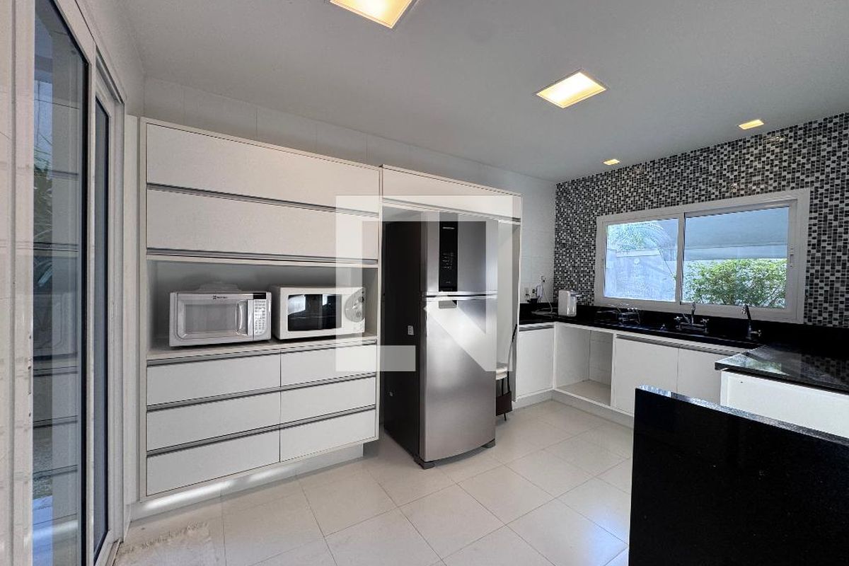 Casa, 4 quartos, 290 m² - Foto 65