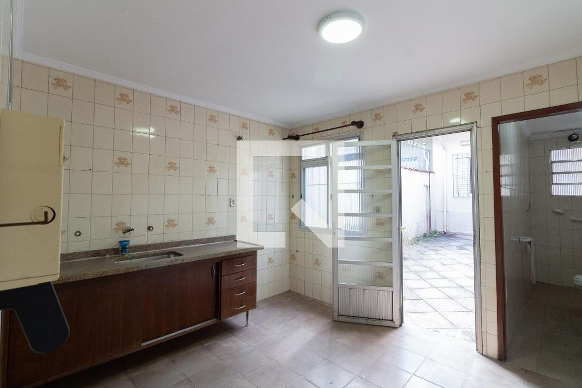 Casa, 2 quartos, 295 m² - Foto 22