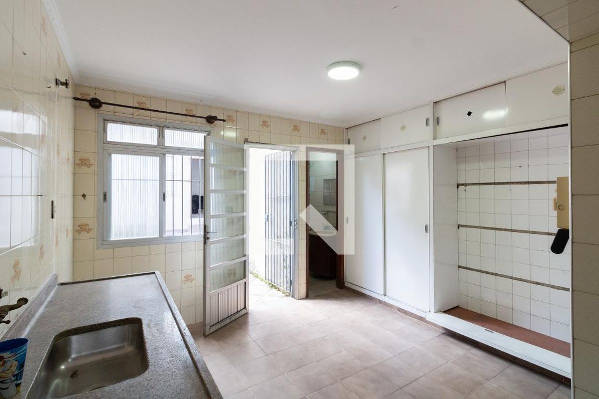 Casa, 2 quartos, 295 m² - Foto 21