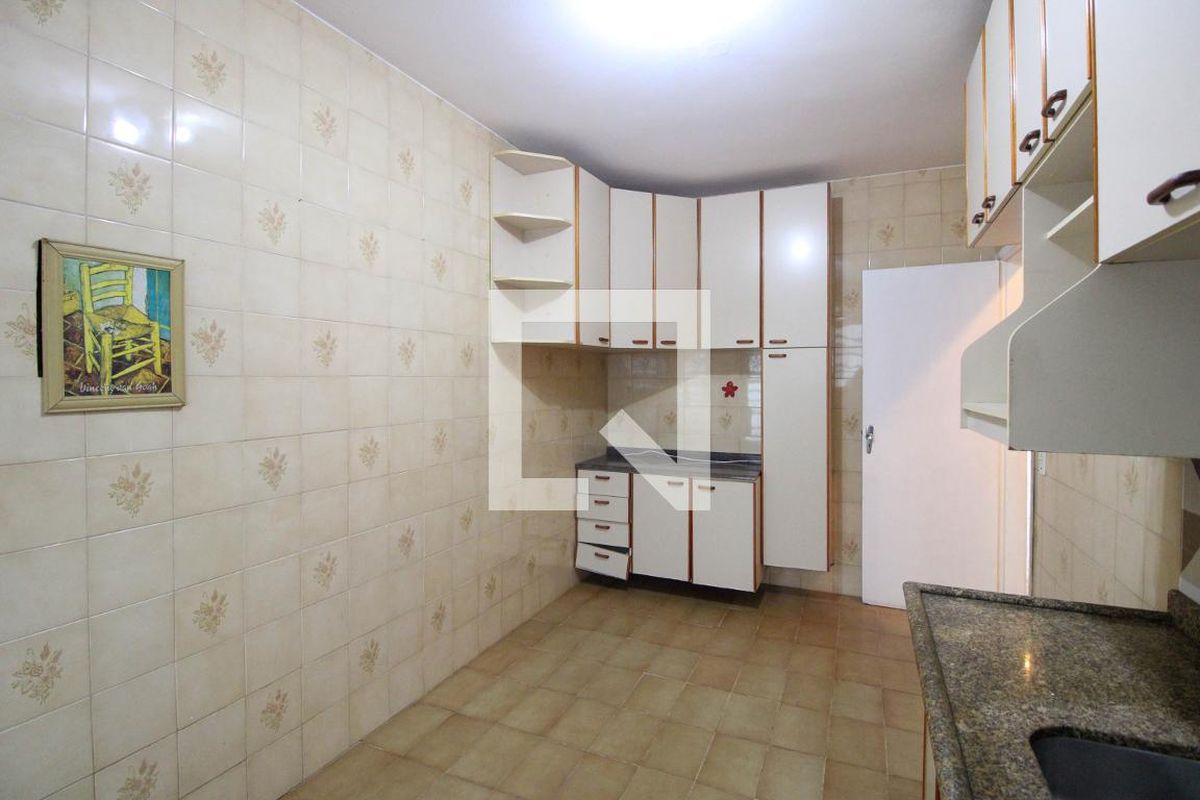 Casa, 5 quartos, 136 m² - Foto 29