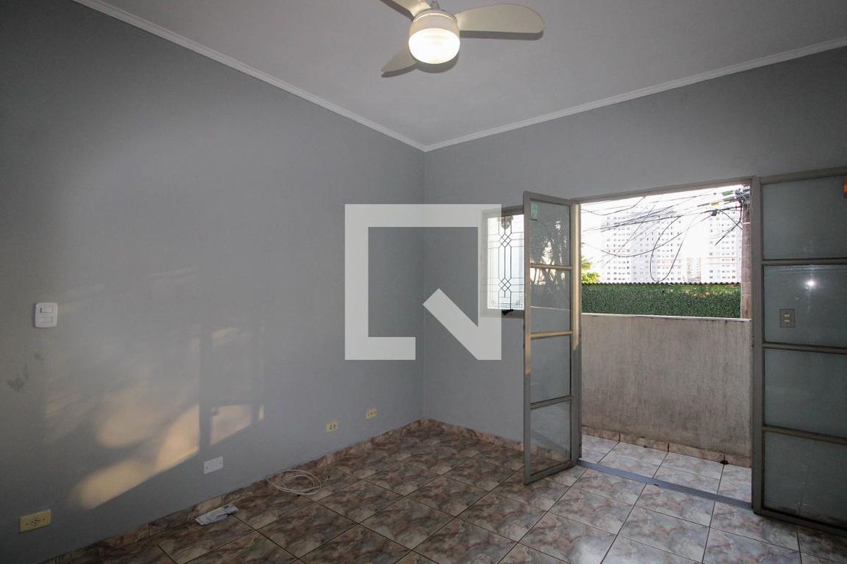 Casa, 5 quartos, 136 m² - Foto 2