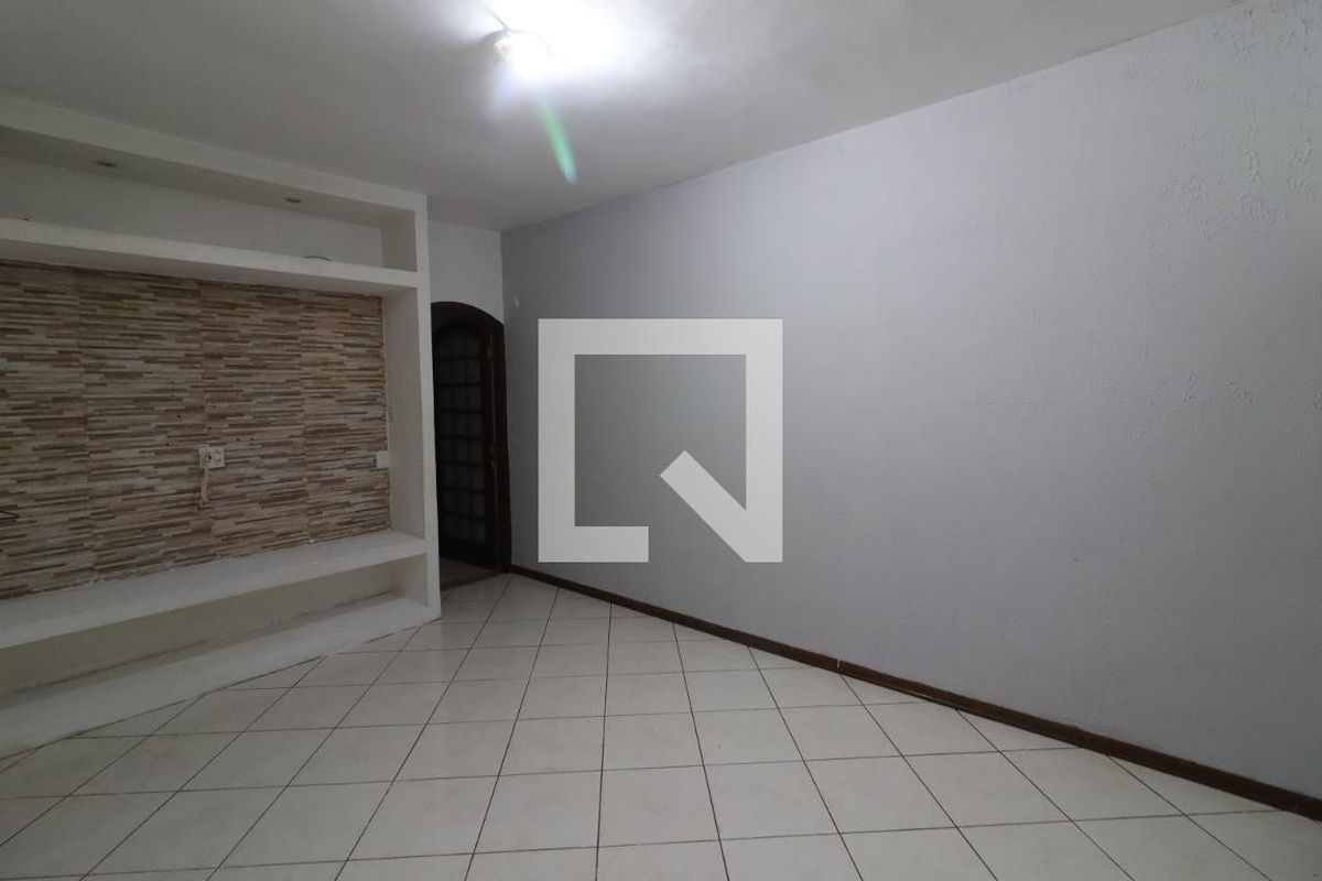Casa, 5 quartos, 311 m² - Foto 2