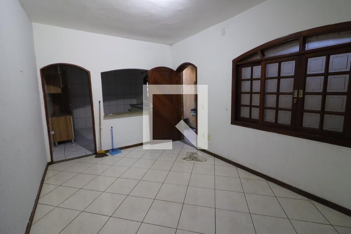 Casa, 5 quartos, 311 m² - Foto 3