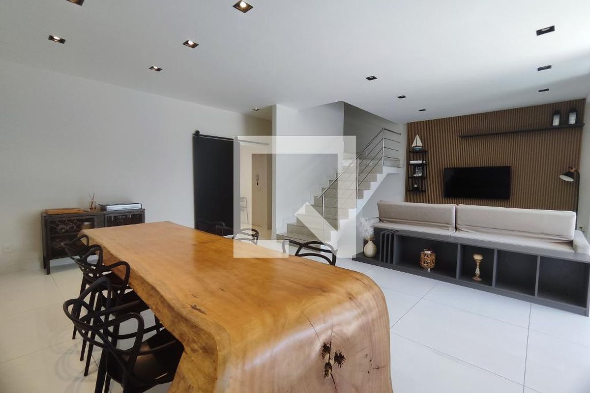 Casa, 3 quartos, 372 m² - Foto 1