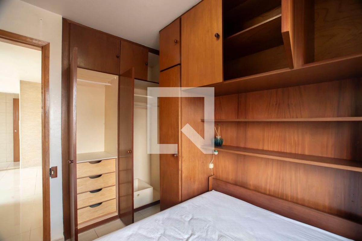 Apartamento, 2 quartos, 64 m² - Foto 13