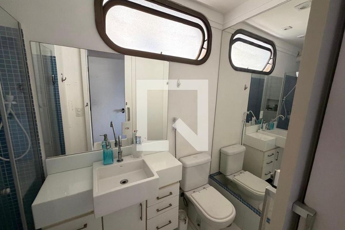 Apartamento à Venda - Bosque, 1 Quarto,  60 m2 em , Campinas - sp | SoloBR