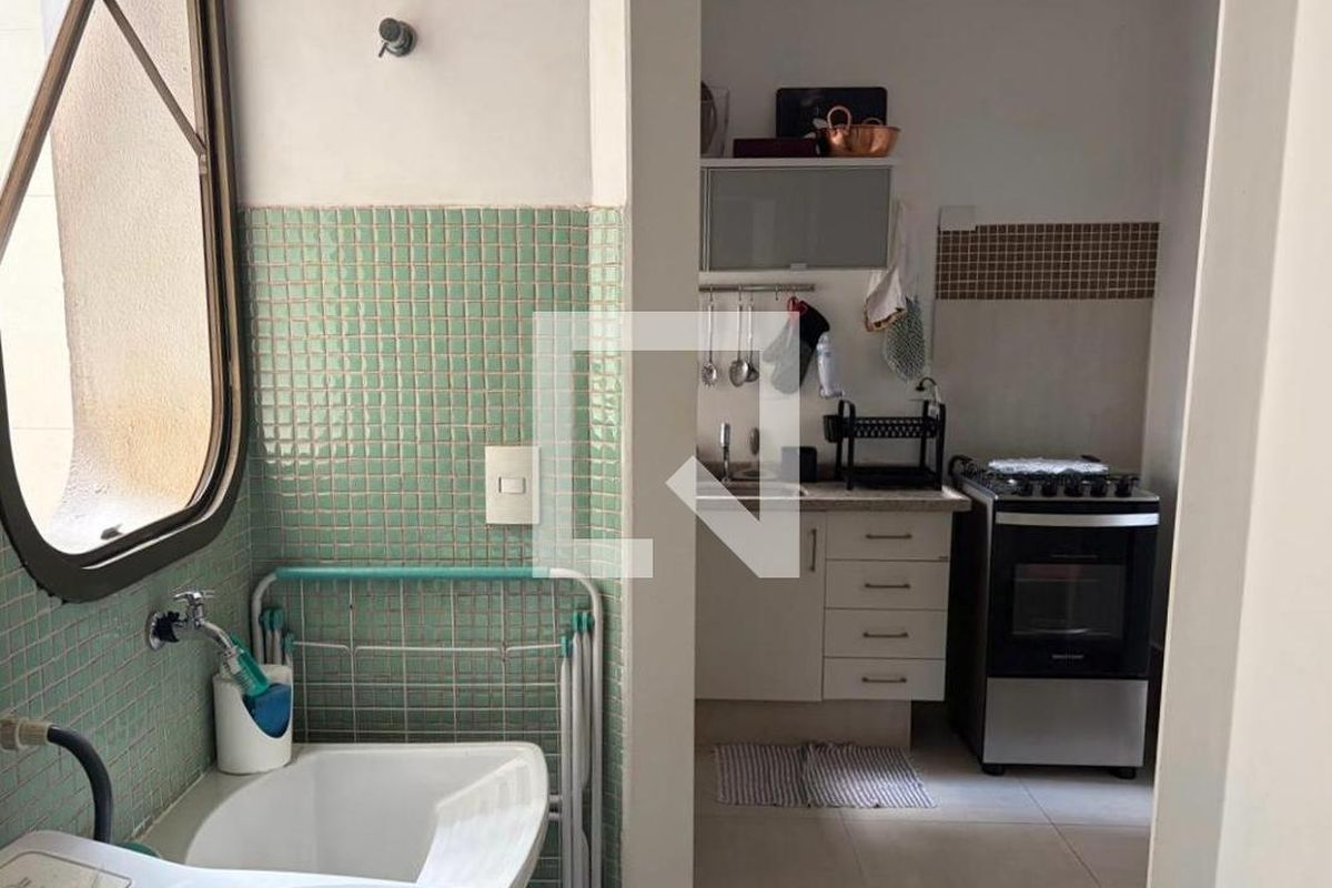 Apartamento à Venda - Bosque, 1 Quarto,  60 m2 em , Campinas - sp | SoloBR