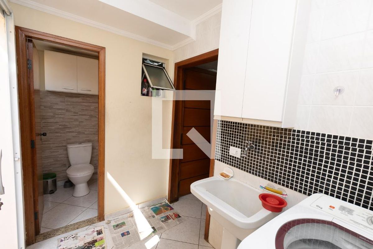 Casa à Venda - Mansões Santo Antônio, 3 Quartos,  131 m2 em , Campinas - sp | SoloBR