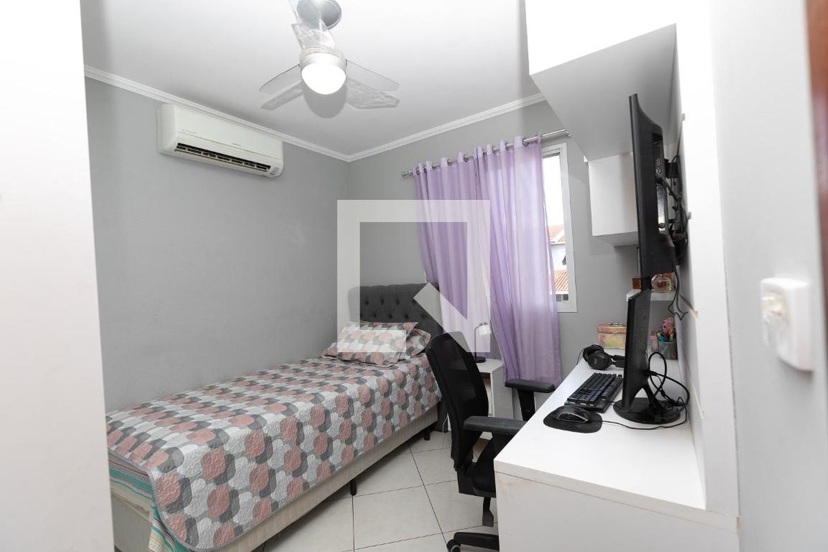 Casa à Venda - Mansões Santo Antônio, 3 Quartos,  131 m2 em , Campinas - sp | SoloBR