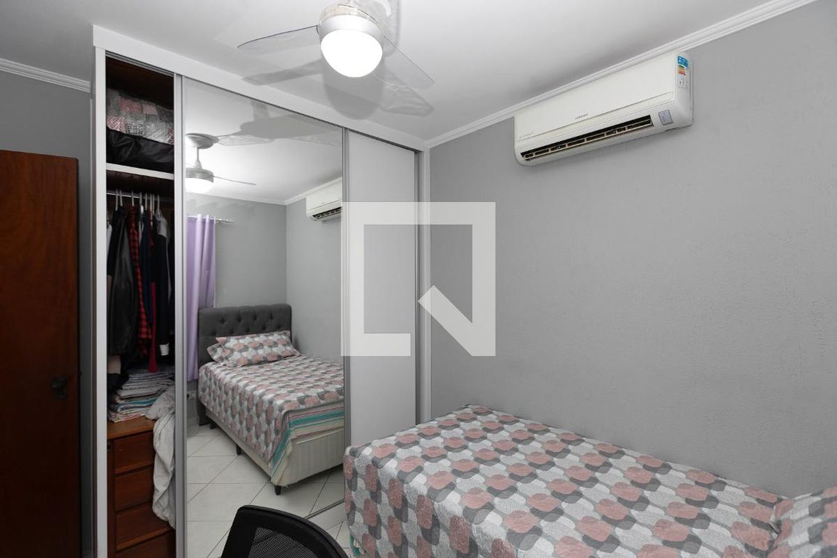 Casa à Venda - Mansões Santo Antônio, 3 Quartos,  131 m2 em , Campinas - sp | SoloBR
