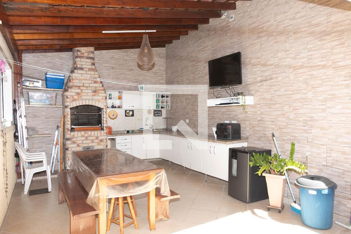 Casa à Venda - Mansões Santo Antônio, 3 Quartos,  131 m2 em , Campinas - sp | SoloBR