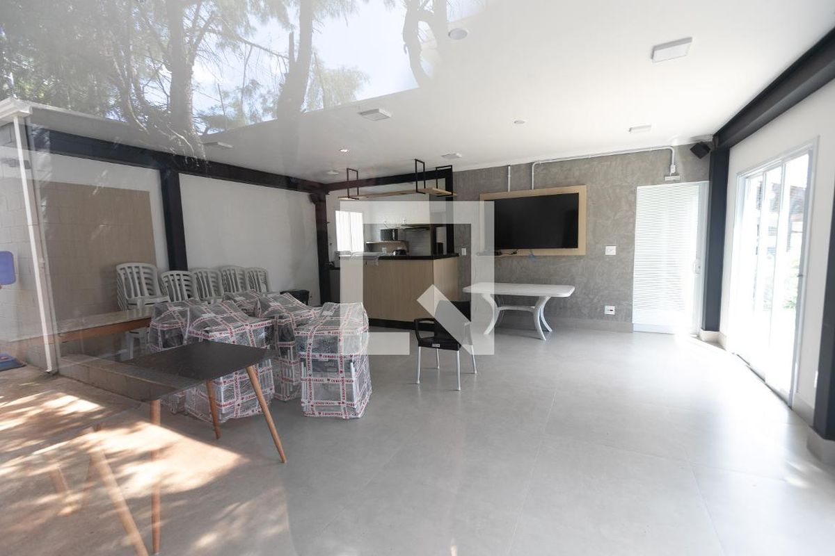 Casa à Venda - Mansões Santo Antônio, 3 Quartos,  131 m2 em , Campinas - sp | SoloBR