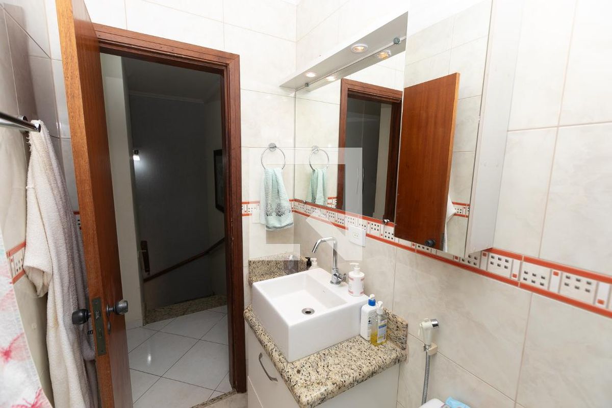 Casa à Venda - Mansões Santo Antônio, 3 Quartos,  131 m2 em , Campinas - sp | SoloBR