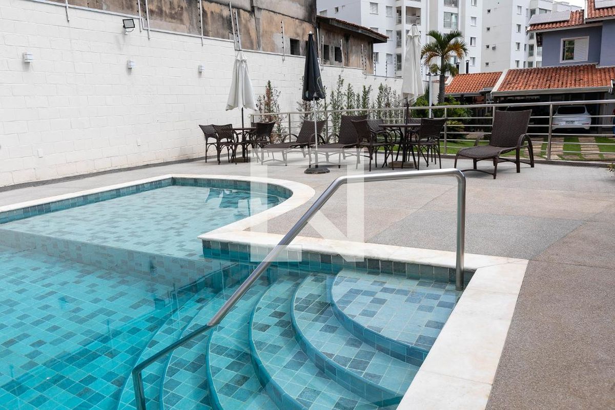 Casa à Venda - Mansões Santo Antônio, 3 Quartos,  131 m2 em , Campinas - sp | SoloBR