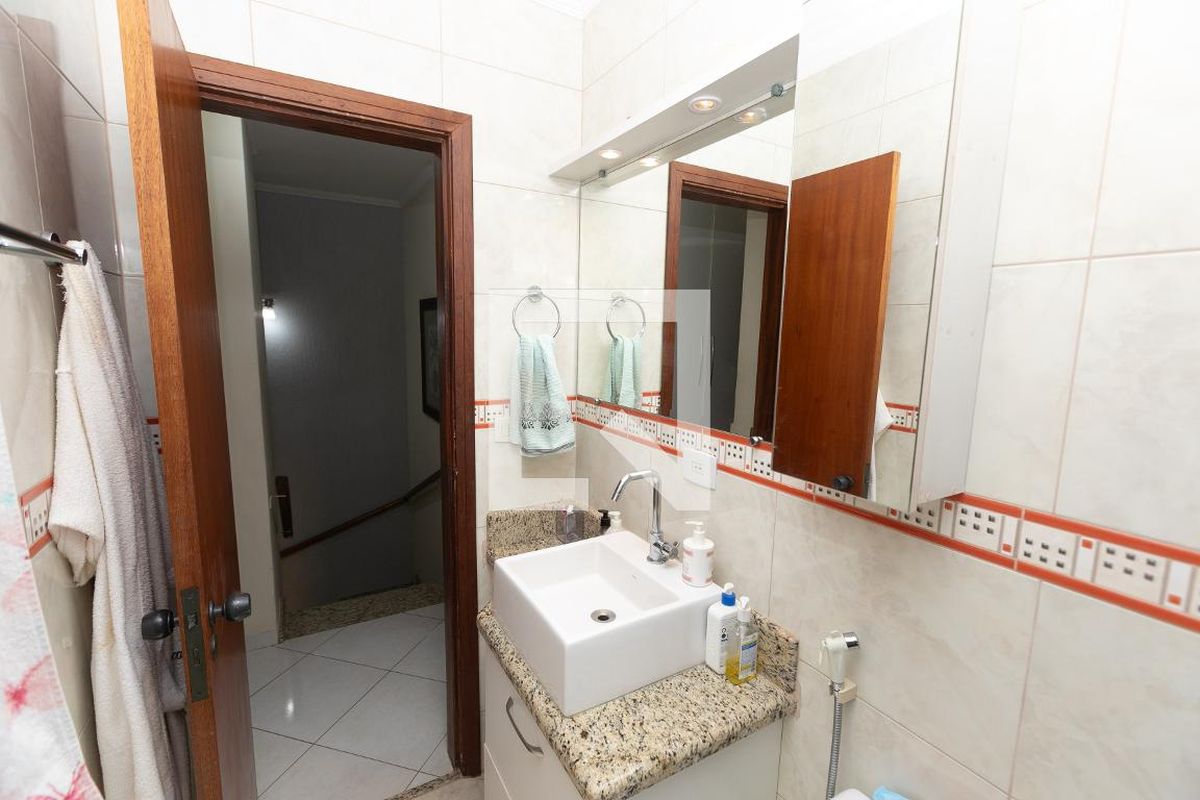 Casa à Venda - Mansões Santo Antônio, 3 Quartos,  131 m2 em , Campinas - sp | SoloBR