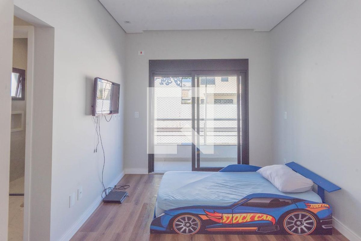 Casa à Venda - Swiss Park, 3 Quartos,  235 m2 em , Campinas - sp | SoloBR