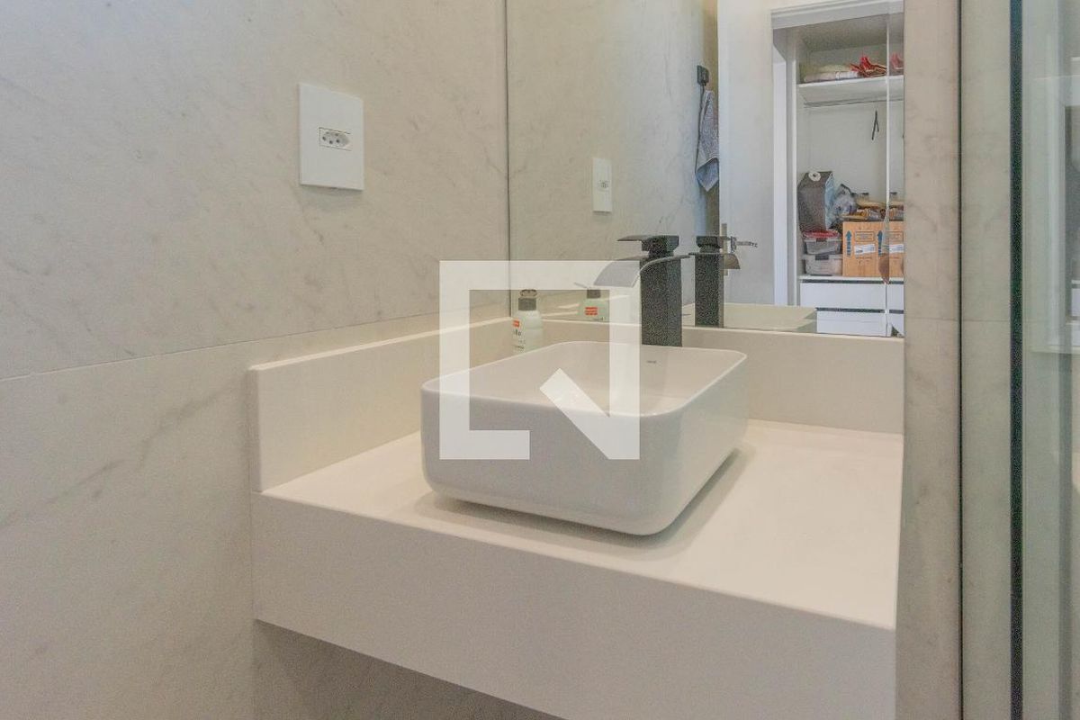 Casa à Venda - Swiss Park, 3 Quartos,  235 m2 em , Campinas - sp | SoloBR