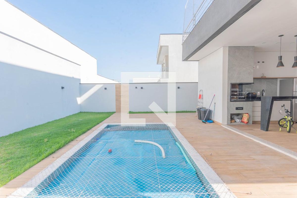 Casa à Venda - Swiss Park, 3 Quartos,  235 m2 em , Campinas - sp | SoloBR