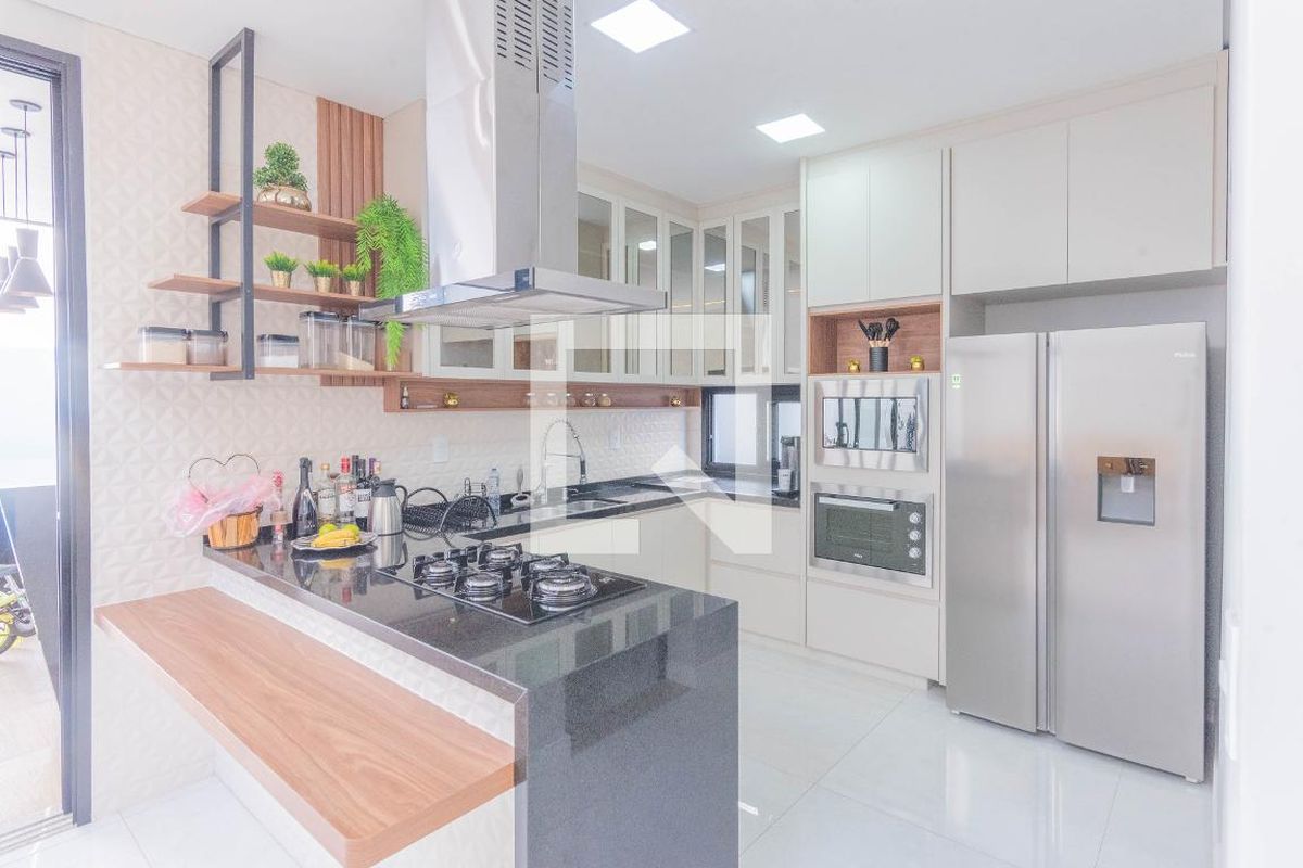 Casa à Venda - Swiss Park, 3 Quartos,  235 m2 em , Campinas - sp | SoloBR