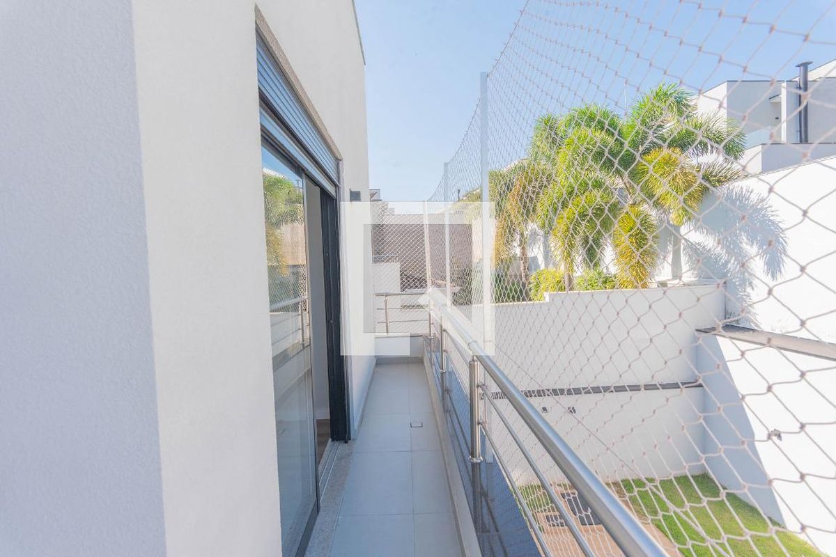 Casa à Venda - Swiss Park, 3 Quartos,  235 m2 em , Campinas - sp | SoloBR