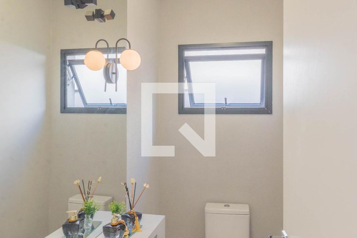 Casa à Venda - Swiss Park, 3 Quartos,  235 m2 em , Campinas - sp | SoloBR