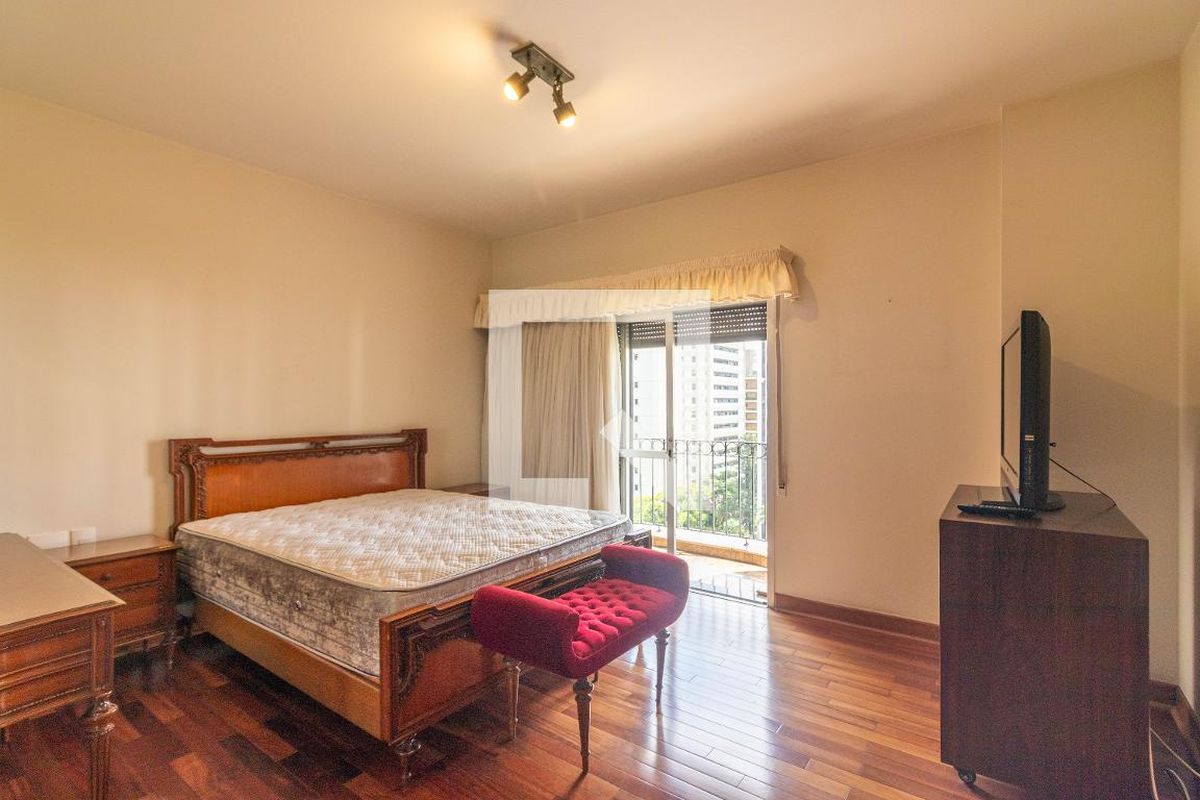 Apartamento, 3 quartos, 270 m² - Foto 26