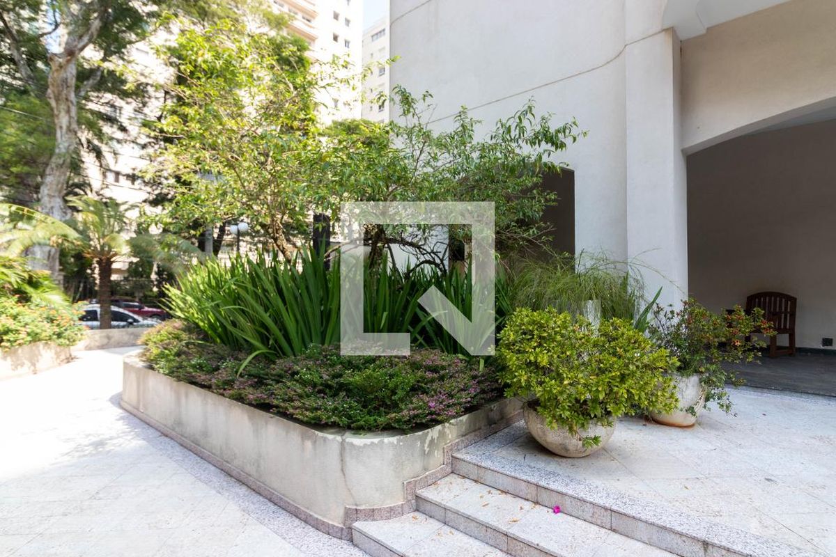 Apartamento, 3 quartos, 270 m² - Foto 102