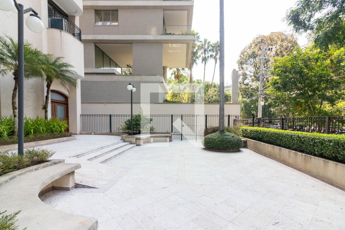 Apartamento, 3 quartos, 270 m² - Foto 101