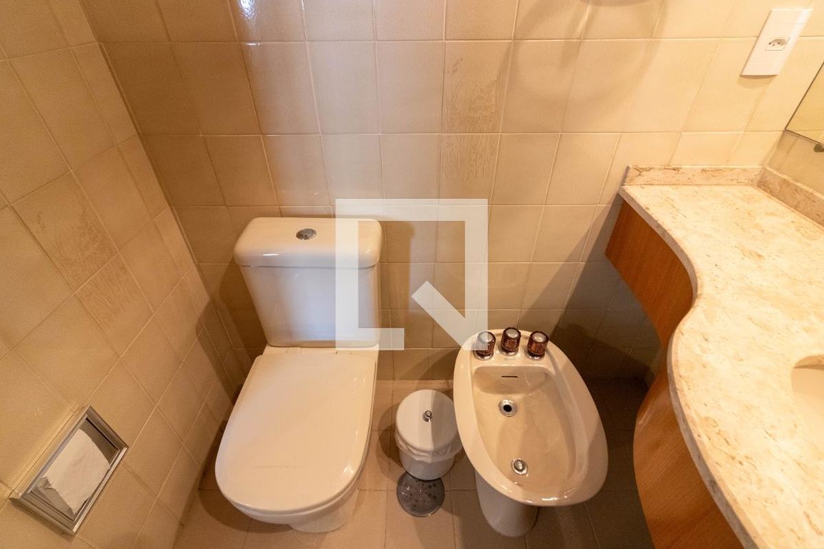 Apartamento, 3 quartos, 270 m² - Foto 44