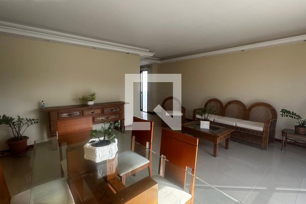 Cobertura, 2 quartos, 203 m² - Foto 2
