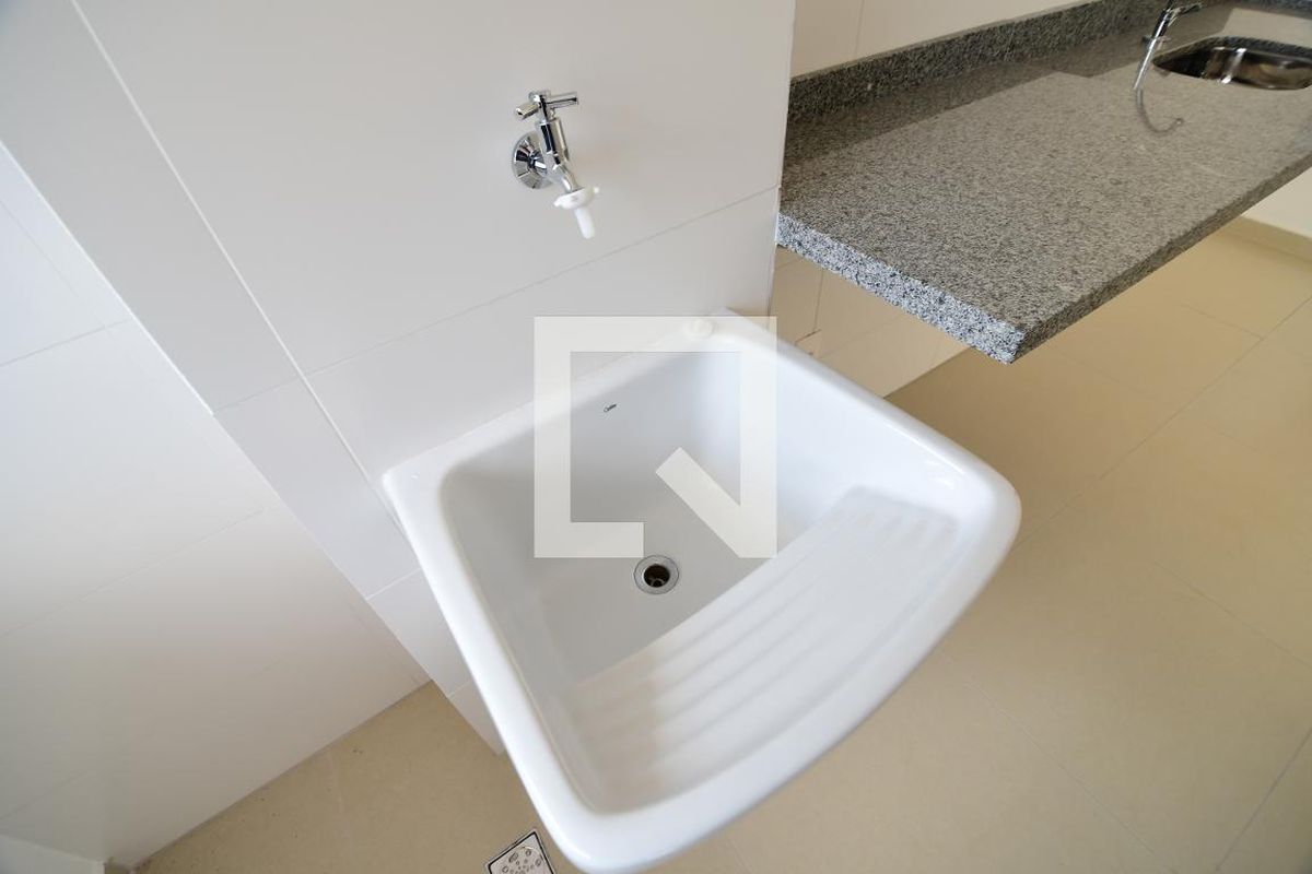 Apartamento à Venda - Guanabara, 2 Quartos,  65 m2 em , Campinas - sp | SoloBR