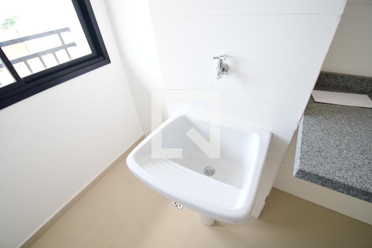 Apartamento à Venda - Guanabara, 2 Quartos,  64 m2 em , Campinas - sp | SoloBR