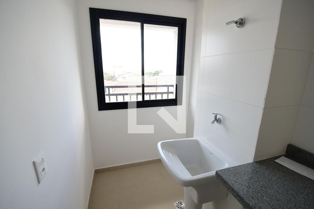 Apartamento à Venda - Guanabara, 2 Quartos,  64 m2 em , Campinas - sp | SoloBR
