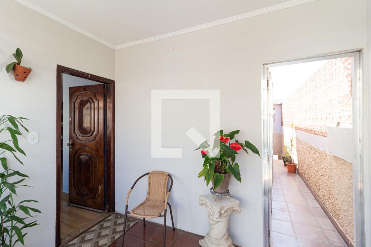Casa, 3 quartos, 245 m² - Foto 29