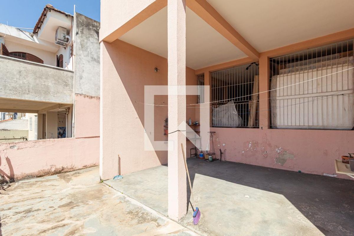 Casa, 3 quartos, 245 m² - Foto 28