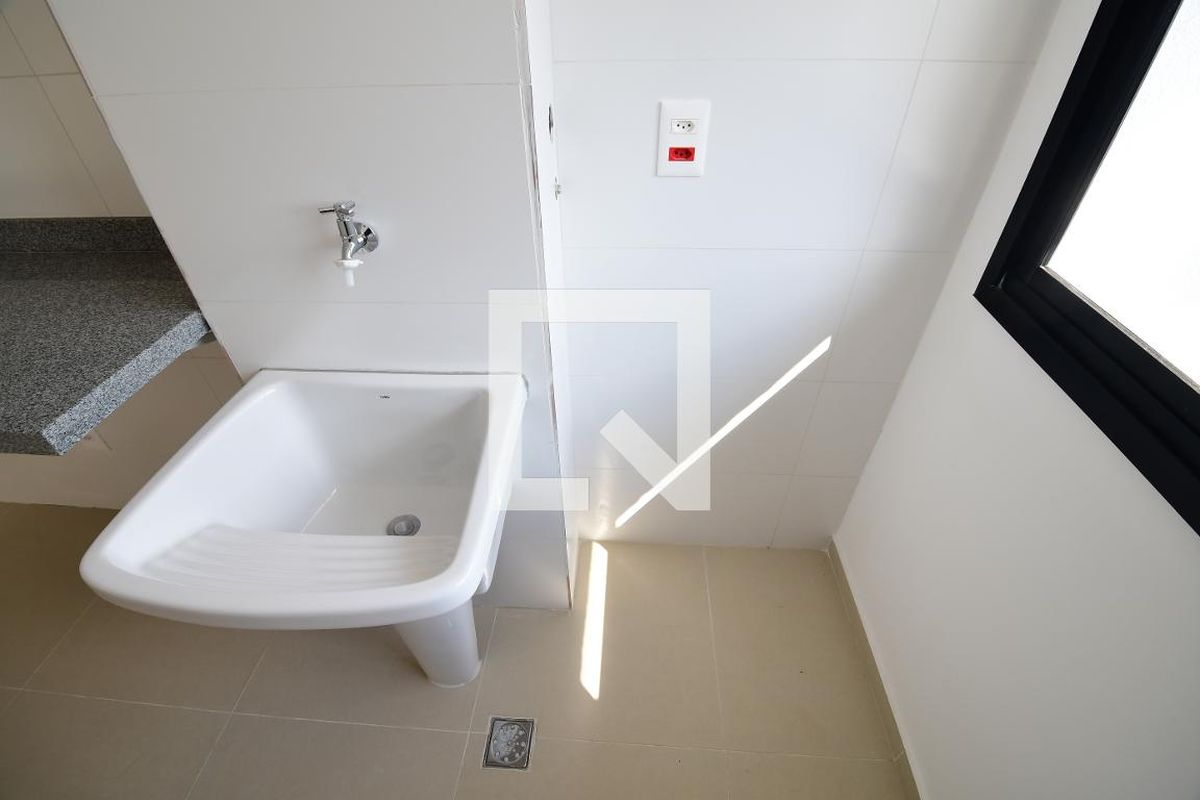 Apartamento à Venda - Guanabara, 2 Quartos,  63 m2 em , Campinas - sp | SoloBR