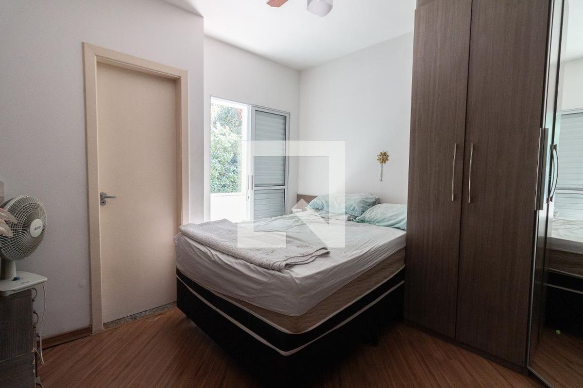 Casa, 3 quartos, 246 m² - Foto 13