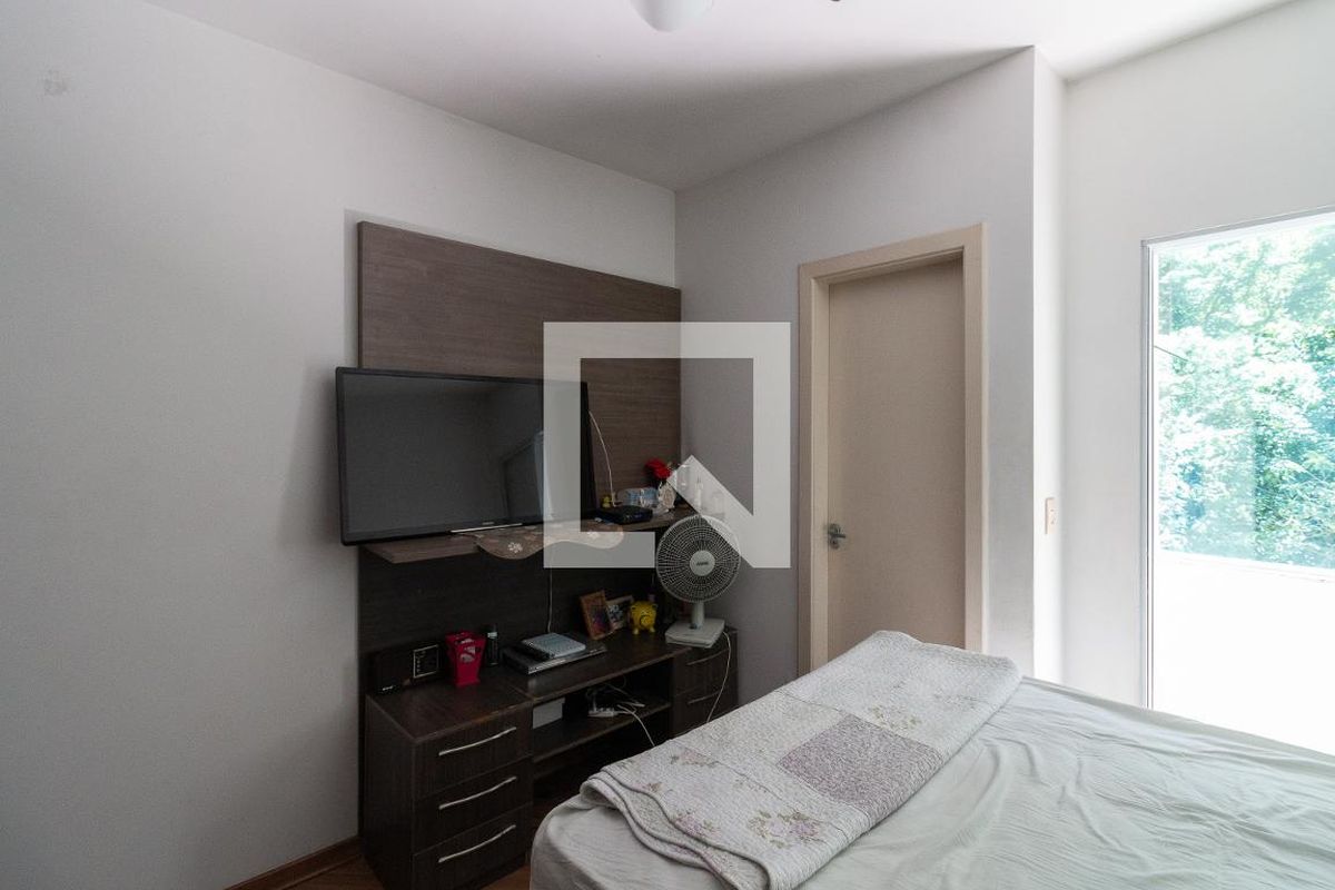 Casa, 3 quartos, 246 m² - Foto 14