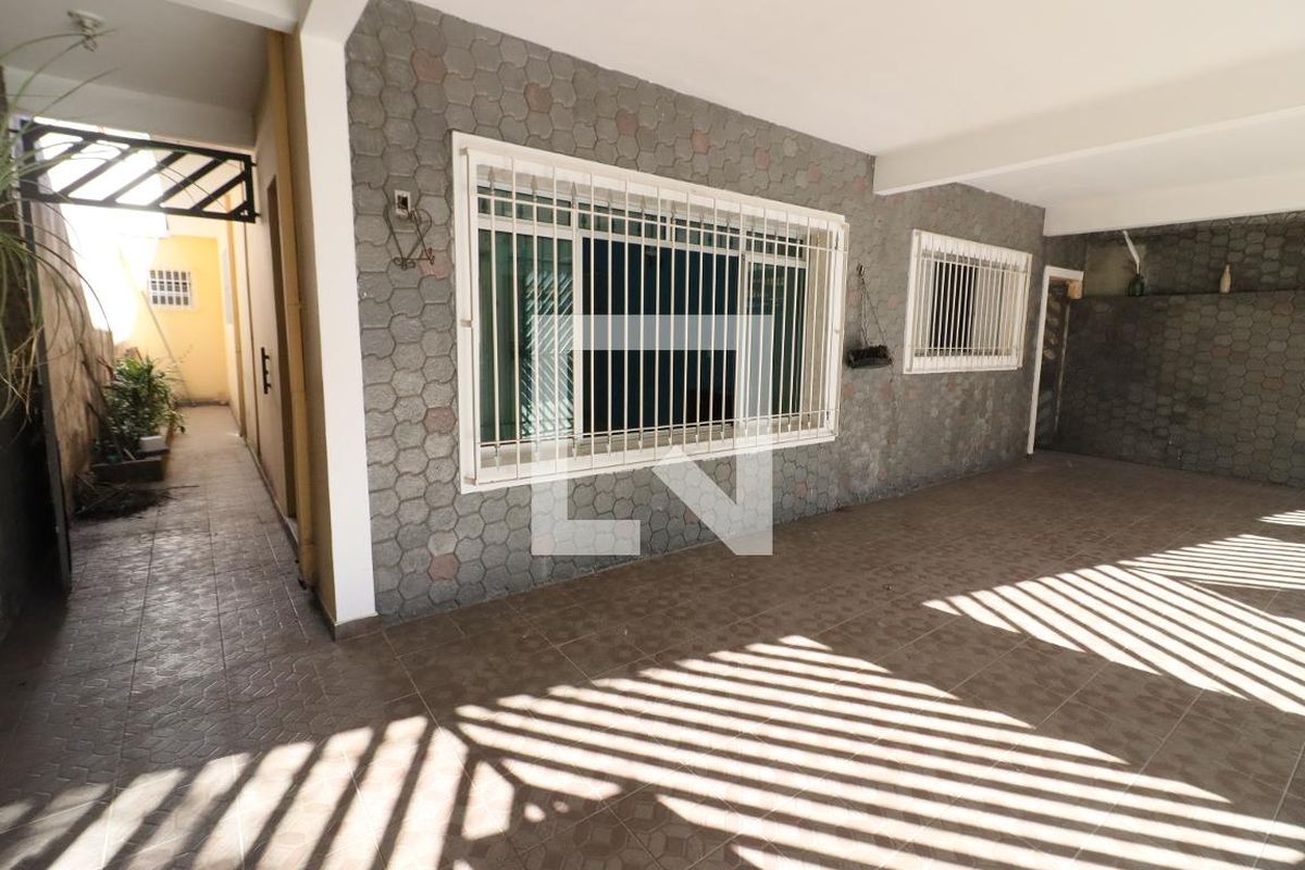 Casa, 3 quartos, 280 m² - Foto 44