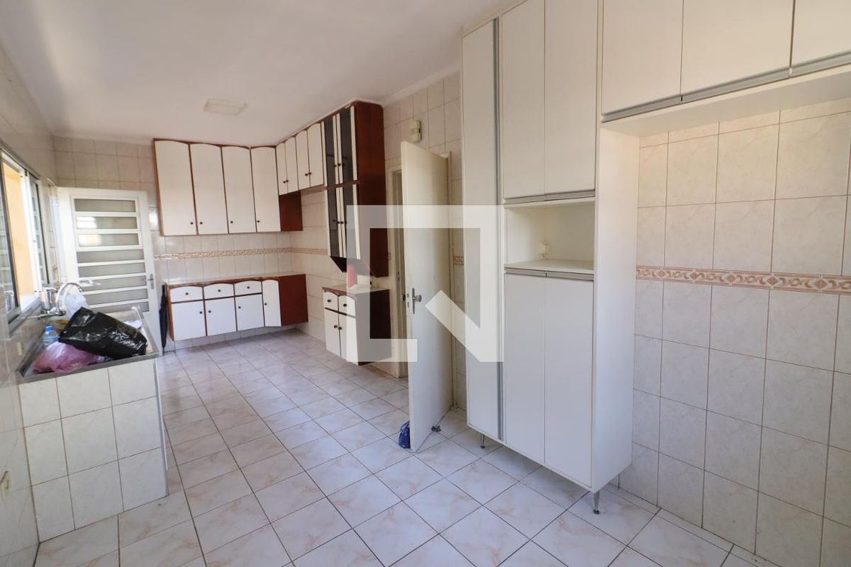 Casa, 3 quartos, 280 m² - Foto 18