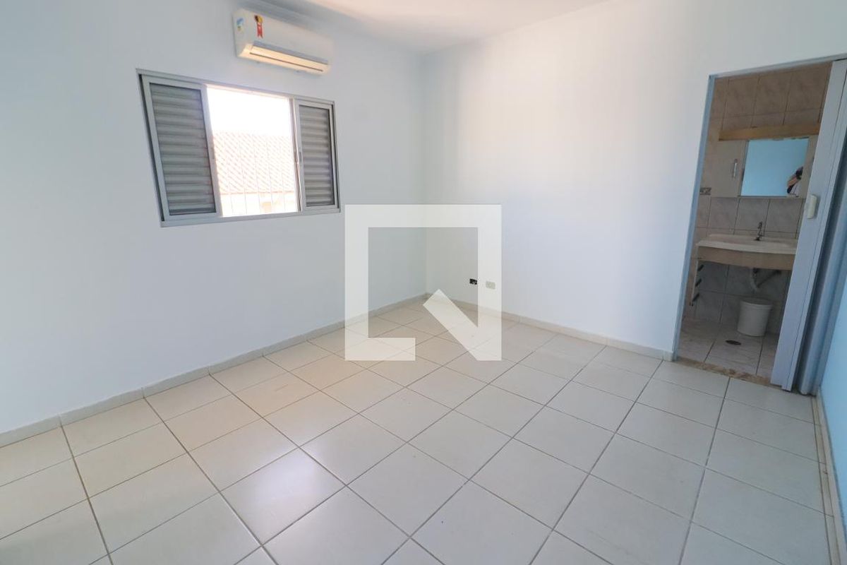 Casa, 3 quartos, 280 m² - Foto 23