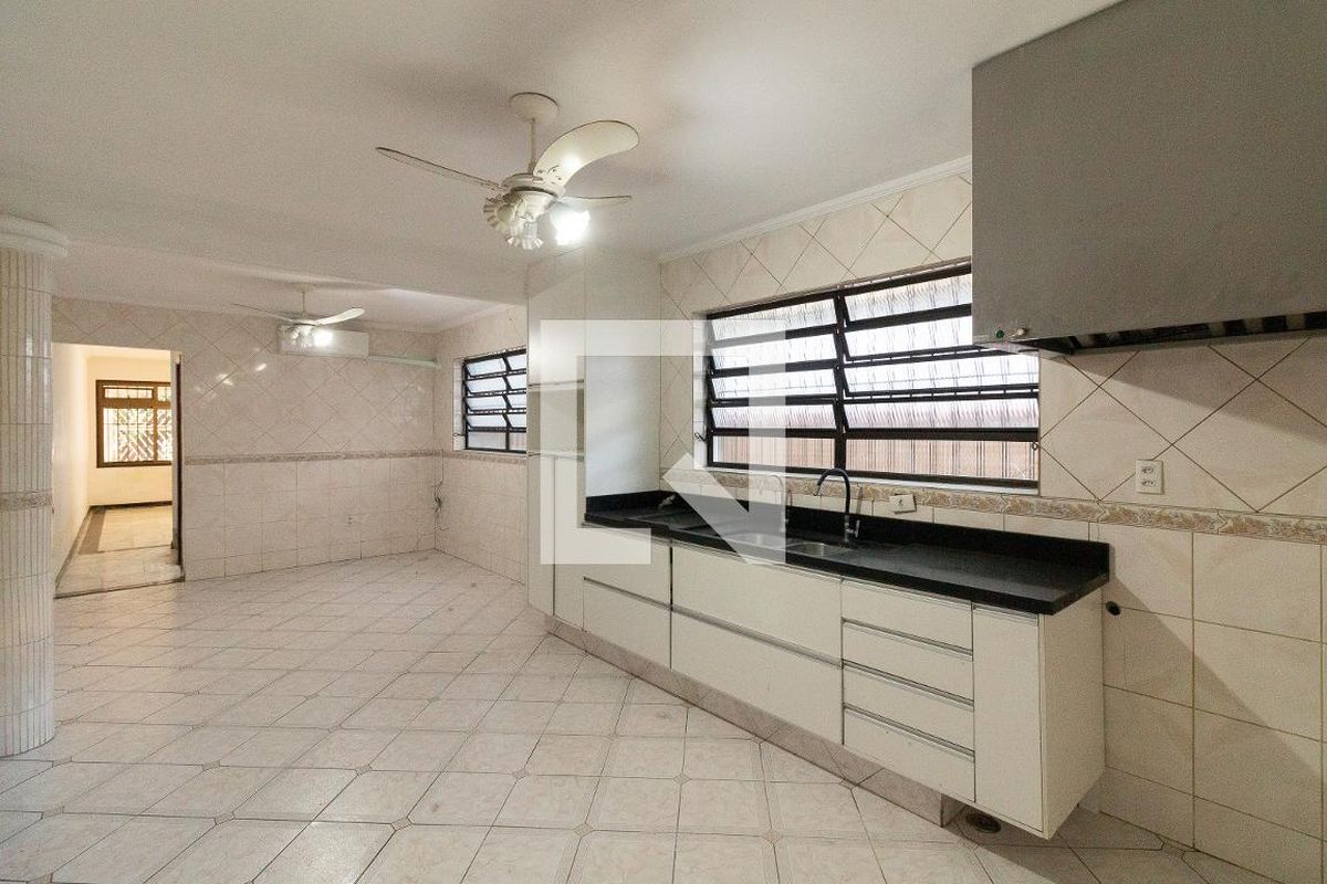 Casa, 3 quartos, 165 m² - Foto 33